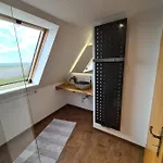 Apartamento Mit Wunderschoenem Blick Auf Den Nord-ostsee-kanal *